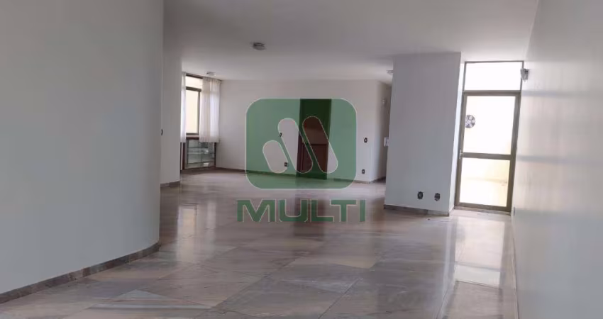 Apartamento com 3 quartos à venda no Centro, Uberlândia 