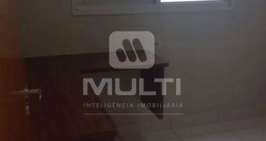 Apartamento com 2 quartos para alugar no Presidente Roosevelt, Uberlândia 