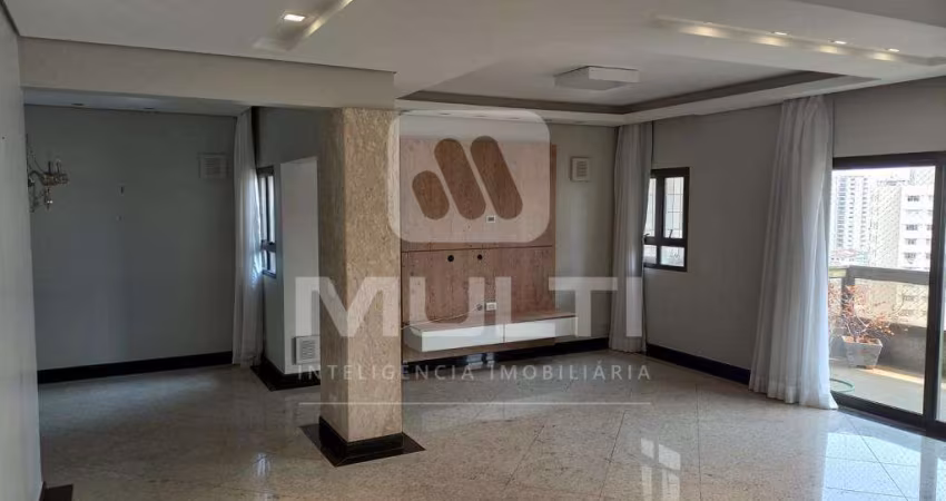 Apartamento com 4 quartos para alugar no Fundinho, Uberlândia 