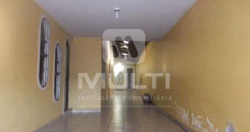 Casa com 4 quartos à venda no Custódio Pereira, Uberlândia 