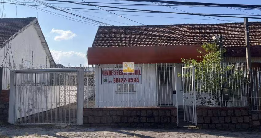 Casa comercial com edicula nos fundos no bairro passo da areia