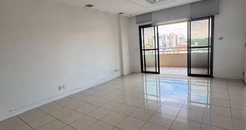 Alugo Apartamento com 134m2 no Vieiralves