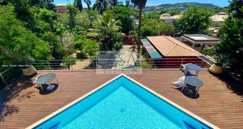Excelente casa 6 suítes à poucos metros da Praia da Ferradura Armação dos Búzios
