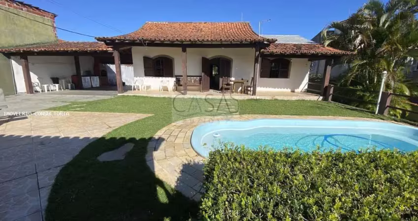Casa à venda no bairro Manguinhos em Armação dos Búzios/RJ