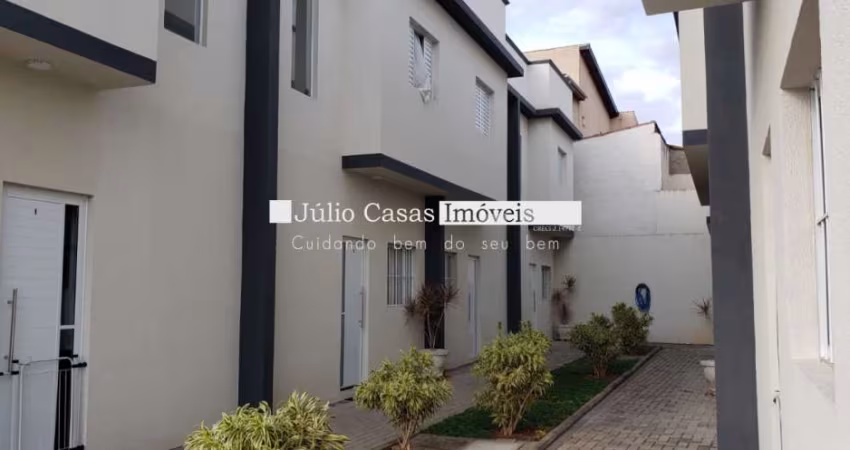 Sobrado à venda com 02 quartos na Vila Haro