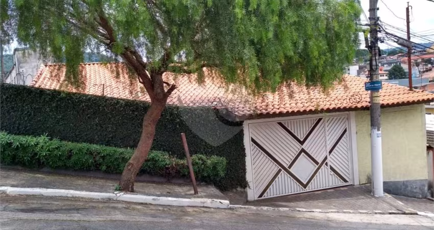 Casa com 3 quartos à venda em Parque Casa De Pedra - SP