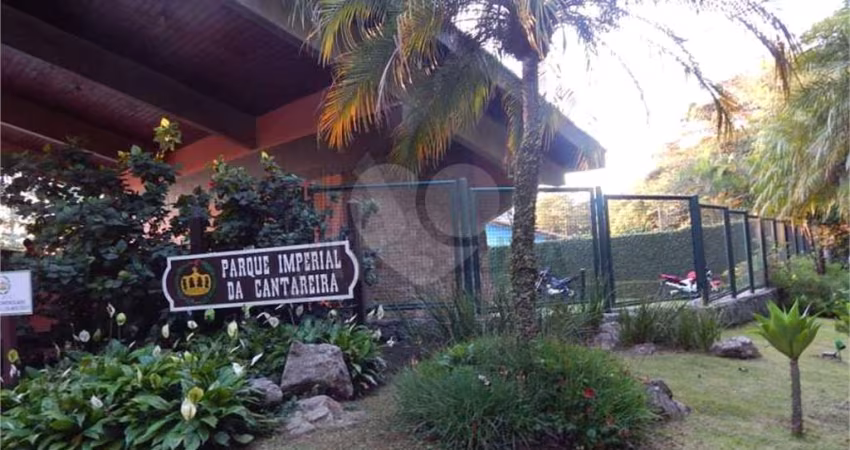 Condomínio à venda em Parque Imperial - SP