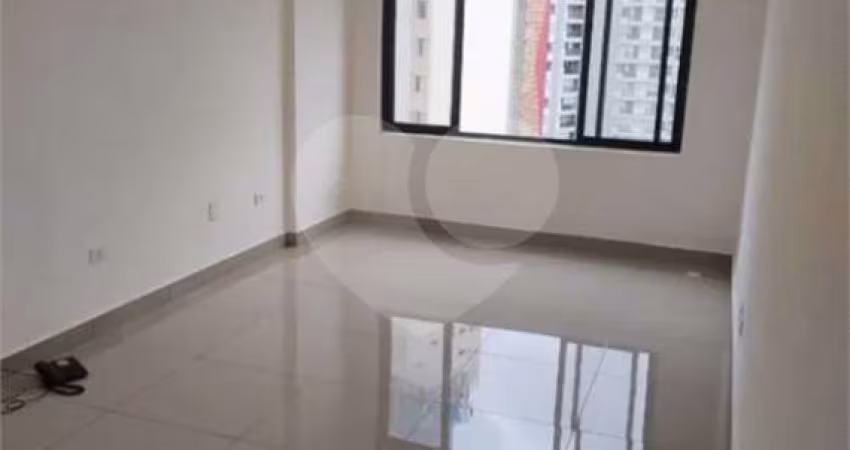 Apartamento para Locação com 40m² - Sé