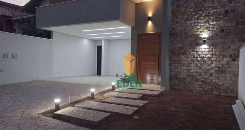 Casa de Condomínio para venda em Condomínio Granja Olga Ii de 167.00m² com 3 Quartos, 3 Suites e 4 Garagens