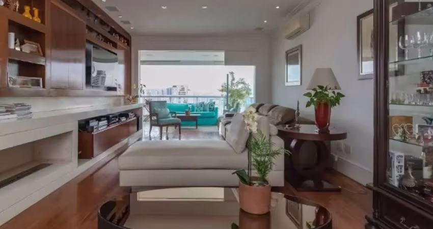 Apartamento para venda em Perdizes de 255.00m² com 4 Quartos, 4 Suites e 5 Garagens