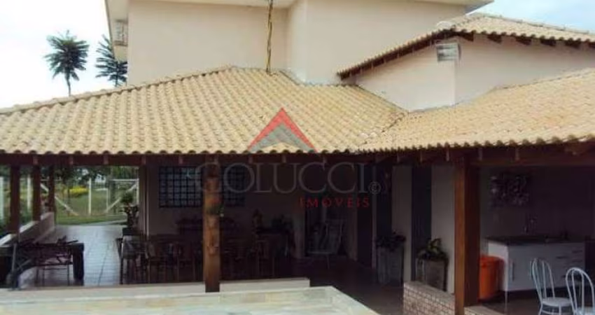 Casa para venda em Santo Antônio do Aracanguá de 402.00m² com 3 Quartos, 2 Suites e 3 Garagens