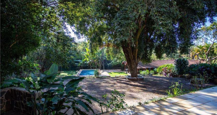 Casa para venda em Horto Florestal de 409.00m² com 5 Quartos e 3 Suites