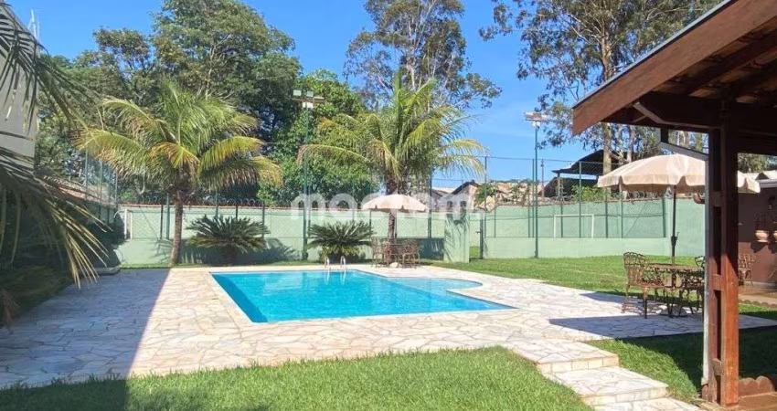 Fazenda / Sítio para venda em Chácaras Rio Pardo de 513.00m² com 6 Quartos, 1 Suite e 6 Garagens