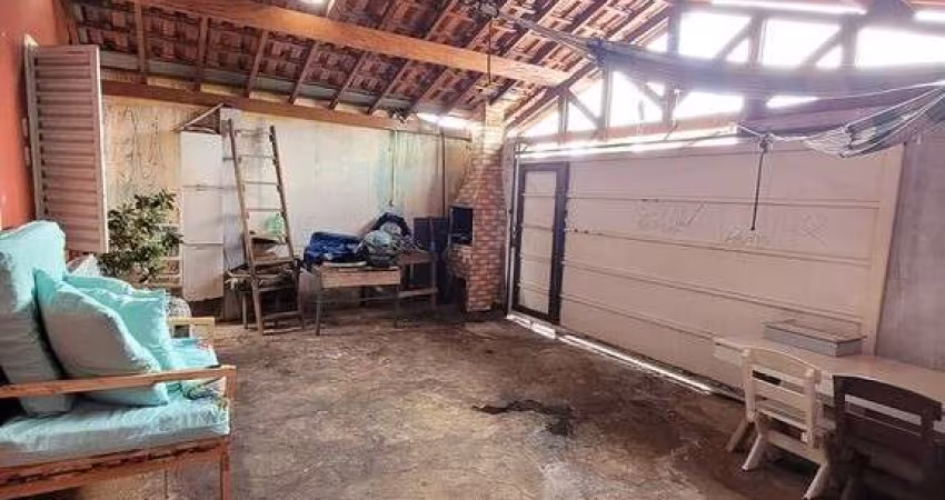 Casa para venda em Parque Nossa Senhora Das Dores de 138.01m² com 3 Quartos e 3 Garagens