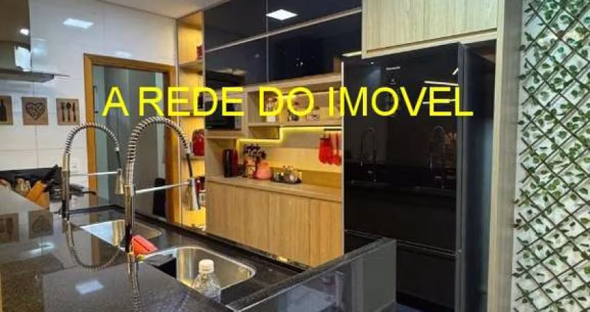 Casa para venda em Parque Universitário de 150.00m² com 3 Quartos, 1 Suite e 2 Garagens