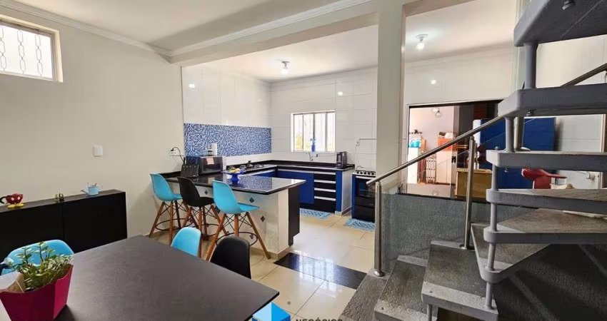 Casa para venda em Jardim São Lourenço de 152.00m² com 3 Quartos, 1 Suite e 2 Garagens