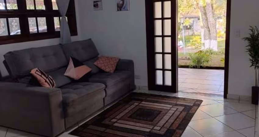 Casa de Condomínio para venda em Jardim Novo Parelheiros de 300.00m² com 3 Quartos, 1 Suite e 1 Garagem