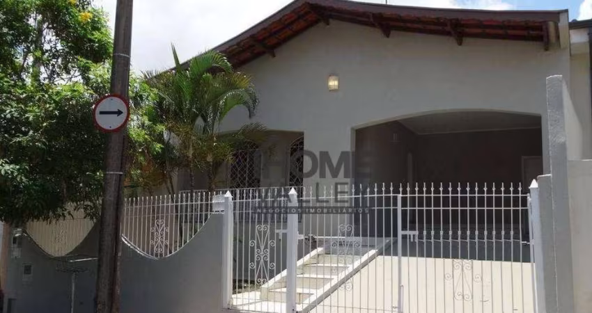 Casa para venda em Castelo de 166.00m² com 3 Quartos, 1 Suite e 2 Garagens