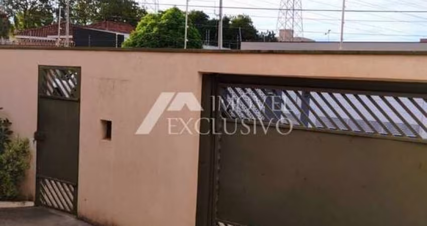 Casa para venda em Parque Dos Bandeirantes de 120.00m² com 3 Quartos, 1 Suite e 2 Garagens