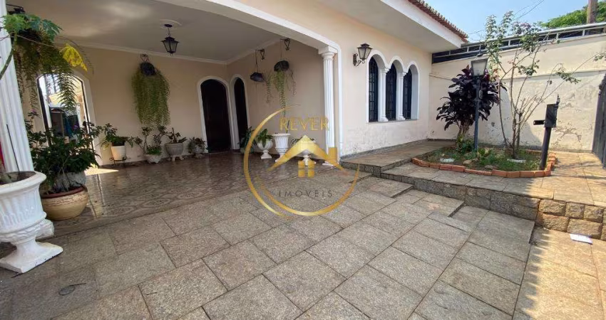 Casa para venda em Parque Taquaral de 195.00m² com 3 Quartos, 1 Suite e 4 Garagens