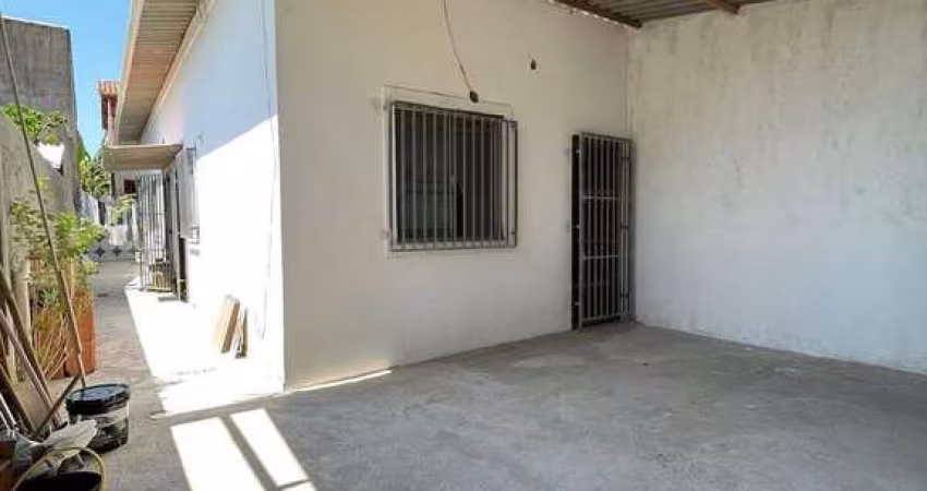 Casa para alugar em Florestinha Ii (tamoios) de 80.00m² com 2 Quartos, 1 Suite e 1 Garagem