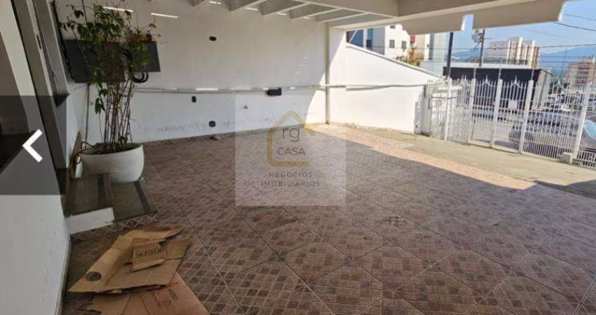 Casa para venda em Lagoa Seca de 480.00m² com 3 Quartos, 1 Suite e 4 Garagens