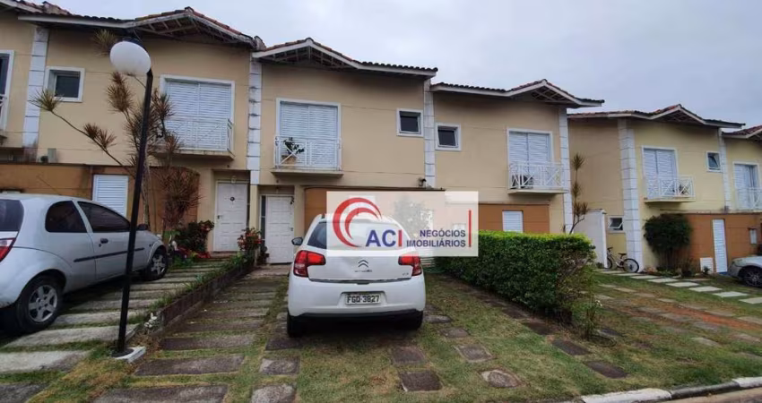 Casa de Condomínio para venda em Granja Viana de 97.00m² com 3 Quartos, 1 Suite e 2 Garagens