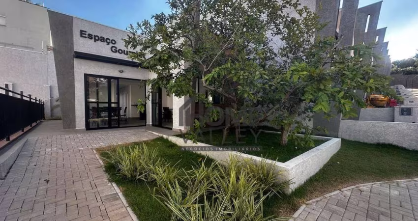 Casa de Condomínio para venda em Vila Di Mônaco de 144.00m² com 3 Quartos, 3 Suites e 2 Garagens