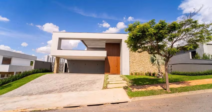 Casa para venda em Parque Reserva Fazenda Imperial de 440.29m² com 4 Quartos, 4 Suites e 6 Garagens
