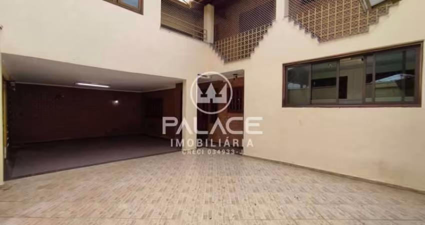 Casa para alugar em Cidade Alta de 219.00m² com 3 Quartos, 2 Suites e 3 Garagens