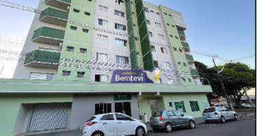 Apartamento para venda em Zona 01 de 220.00m² com 2 Quartos