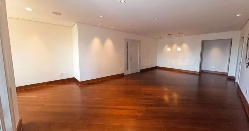 Apartamento para venda em Jardim Bela Vista de 220.00m² com 3 Quartos, 3 Suites e 4 Garagens