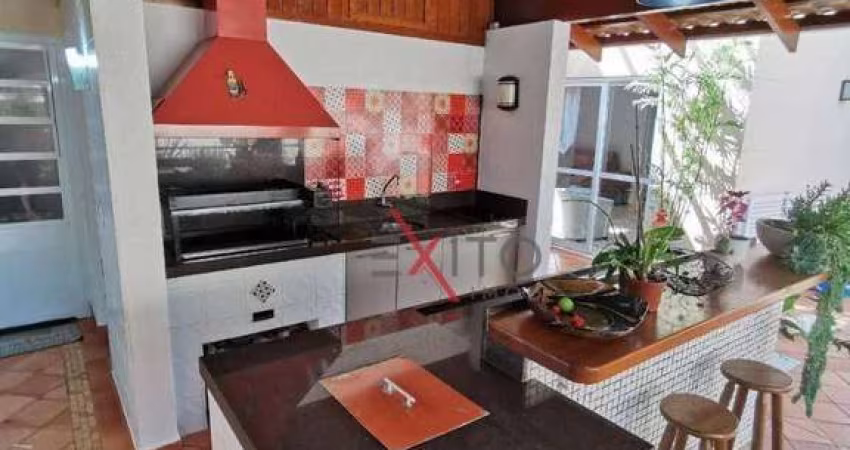 Sobrado para venda e aluguel em Medeiros de 200.00m² com 4 Quartos, 1 Suite e 4 Garagens