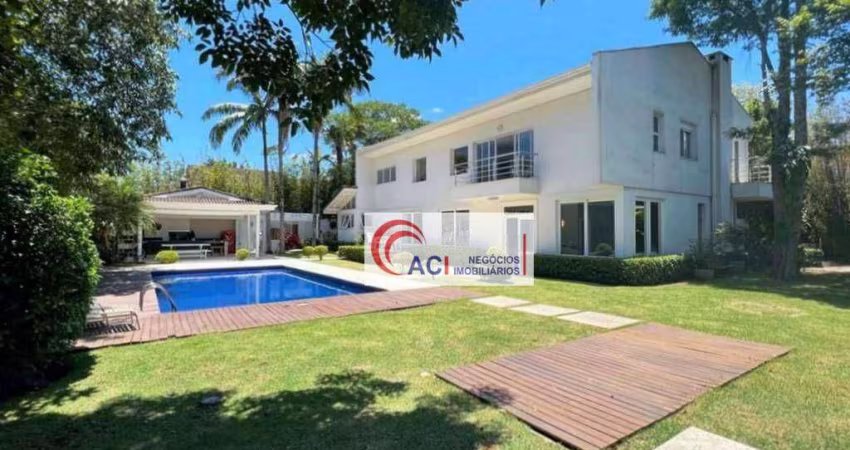Casa de Condomínio para venda e aluguel em Forest Hills de 660.00m² com 4 Quartos, 4 Suites e 6 Garagens