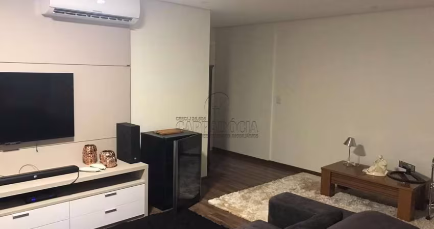 Apartamento para alugar em Jardim Urano de 108.00m² com 3 Quartos, 1 Suite e 2 Garagens