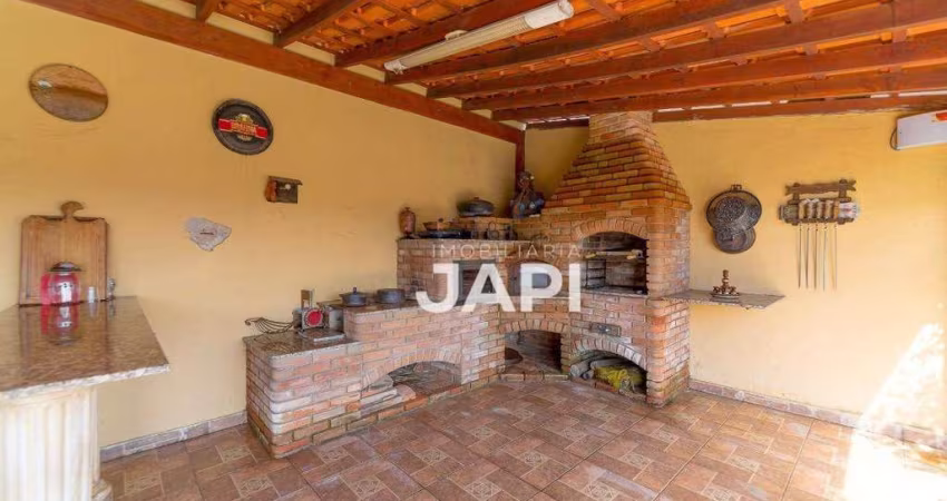 Casa para venda em Jardim Colônia de 350.00m² com 3 Quartos, 1 Suite e 3 Garagens