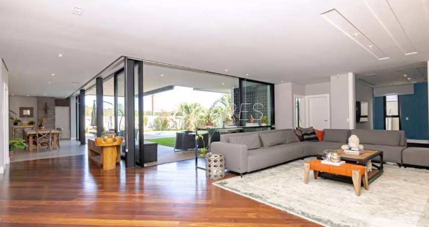 Casa de Condomínio para venda em Santa Felicidade de 603.00m² com 5 Quartos, 5 Suites e 6 Garagens
