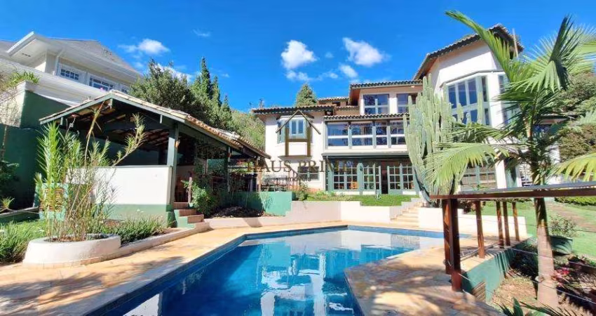 Casa de Condomínio para venda em Granja Viana de 550.00m² com 3 Quartos, 3 Suites e 6 Garagens