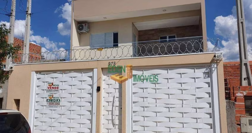 Casa para venda em Jardim Nathalia de 260.00m² com 3 Quartos, 1 Suite e 4 Garagens
