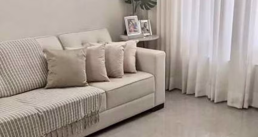 Casa para venda em Parque Residencial Patrícia de 112.00m² com 3 Quartos, 1 Suite e 2 Garagens