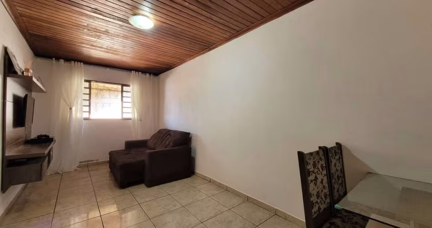 Casa para venda em Conjunto Habitacional Joaquim Vernini de 100.00m² com 2 Quartos, 1 Suite e 2 Garagens