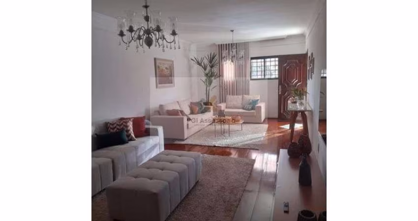 Casa para venda em Jardim Europa de 258.00m² com 2 Quartos, 1 Suite e 2 Garagens