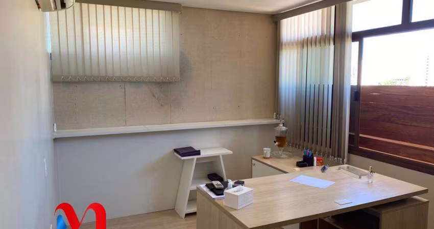 Sala Comercial para venda em Centro de 86.00m² com 1 Garagem