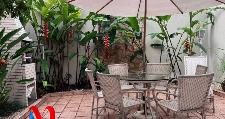 Sobrado para venda em Santo Antônio de 180.00m² com 3 Quartos, 1 Suite e 4 Garagens