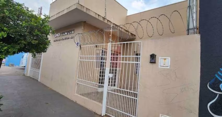 Casa para venda e aluguel em Centro de 192.00m² com 1 Quarto e 1 Garagem