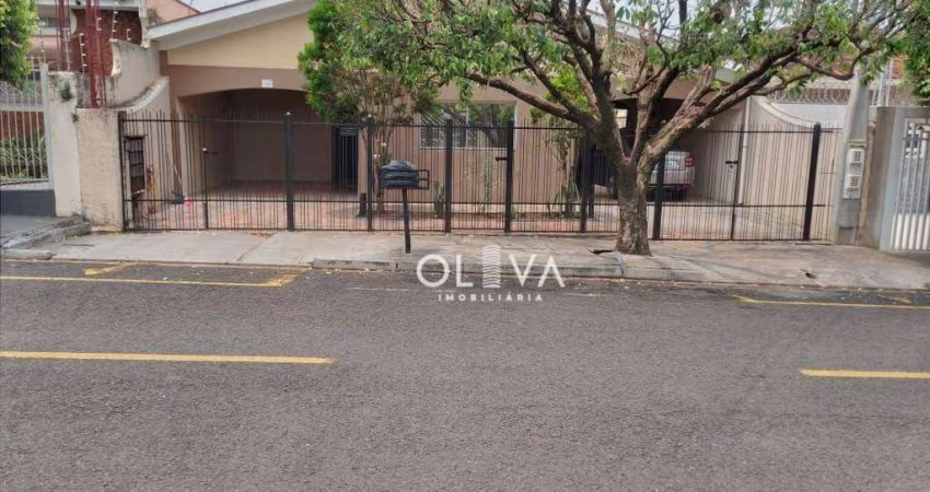 Casa para venda em Parque Quinta Das Paineiras de 233.00m² com 3 Quartos, 1 Suite e 4 Garagens