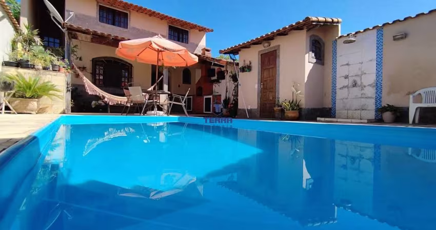 Casa para venda em Barroco (itaipuaçu) de 120.00m² com 4 Quartos, 2 Suites e 3 Garagens