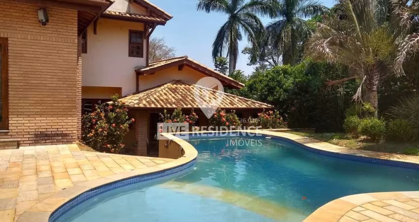 Casa para venda em Parque Da Fazenda de 325.00m² com 3 Quartos, 3 Suites e 4 Garagens