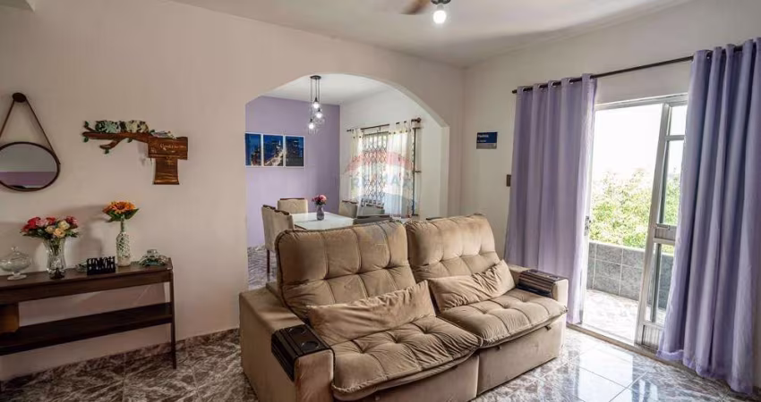 Casa para venda em Jardim Carioca de 240.00m² com 3 Quartos, 1 Suite e 2 Garagens