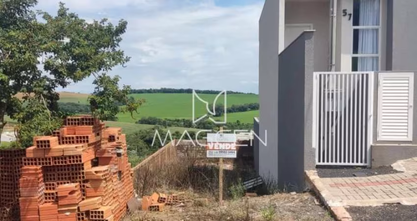 Terreno com projeto de sobrado aprovado  - TE326